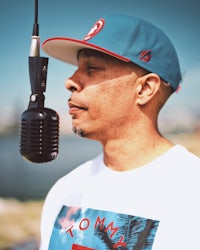 a man wearing a hat