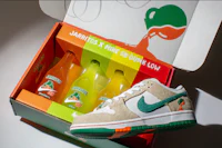nike swoosh dunk low orange juice