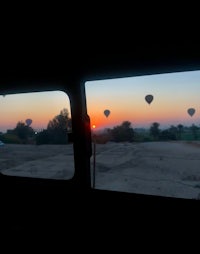 hot air balloons in egypt