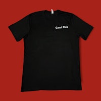 a black t - shirt with the word court star on it