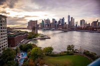brooklyn bridge at sunset