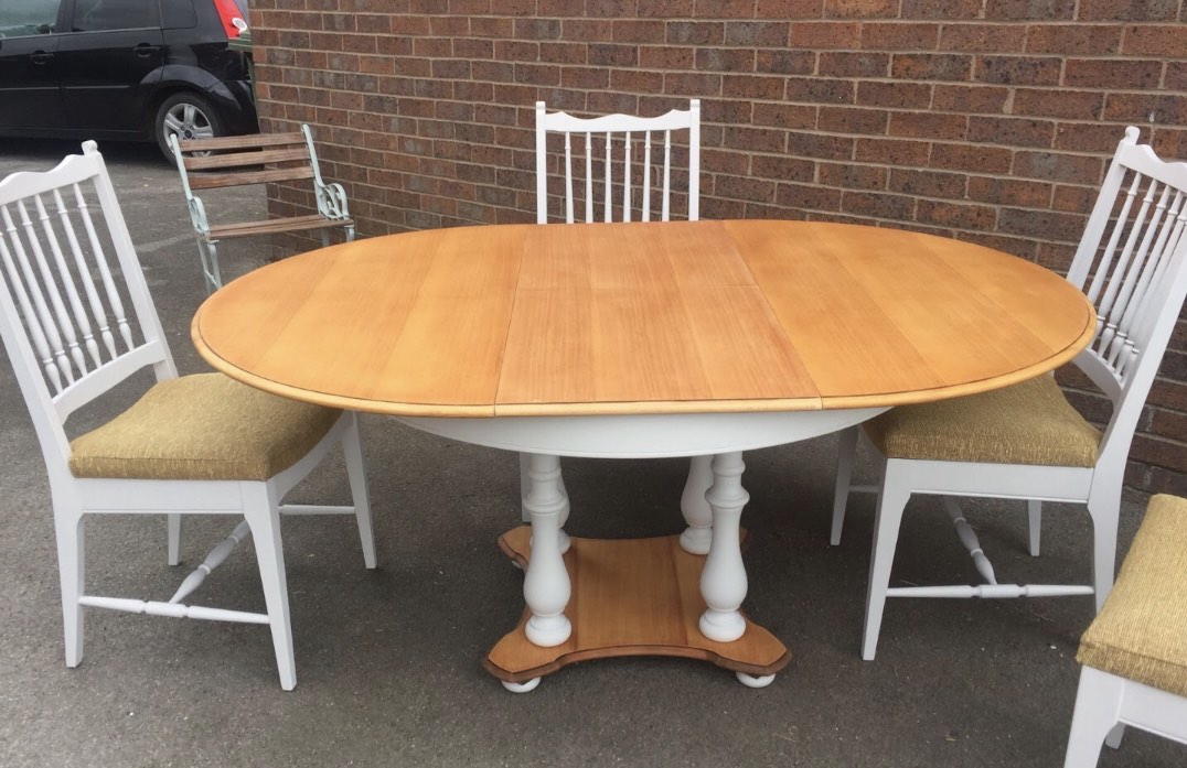 Sep 17 2019 Colonychic