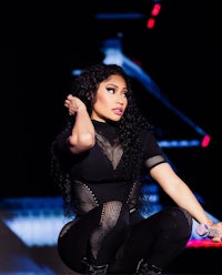 nicki minaj performs at the mtv music awards