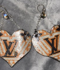 louis vuitton heart shaped earrings