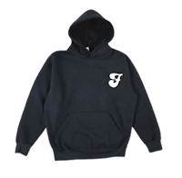 a black hoodie with the letter g on it