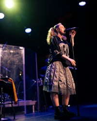 LOONY Live Tour Styling