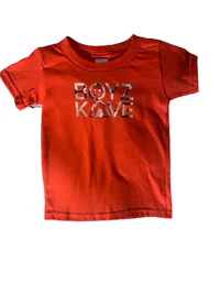 a red t - shirt with the word boysz kave on it