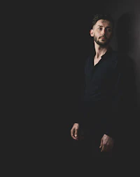 Ricky Lee Barnes portrait standing