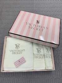 victoria's secret gift set