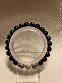 black onyx beaded bracelet