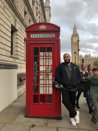 a red telephone booth