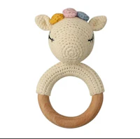 a crocheted ring with a unicorn on it