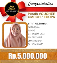 a woman wearing a hijab with the words'perah voucher umroh europa'