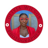 olivia wilson photographer logo