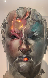 a sculpture of a man's head