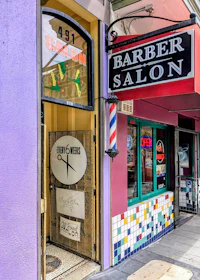 barber salon in new orleans, louisiana
