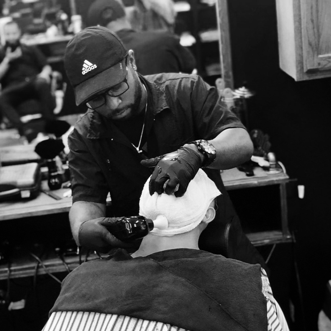 BOOK NOW ELITE SOCIAL CLUB & SHAVE PARLOR