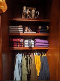 harry potter's closet - harry potter's closet