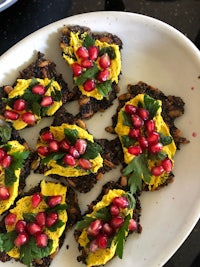 black sesame and pomegranate crackers