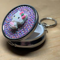 hello kitty swarovski ring holder