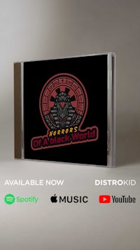a cd with the logo of heroes of the ninja world