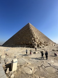the great pyramid of giza in egypt