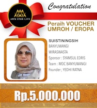 a woman wearing a hijab with the words'perah voucher umph europa'