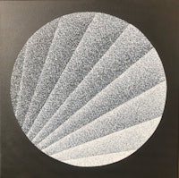 a black and white drawing of a circle