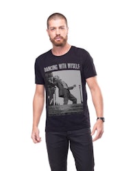 a man wearing a black t - shirt that says dancing with myself