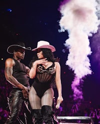 nicki minaj and lil wayne perform at the mtv music awards